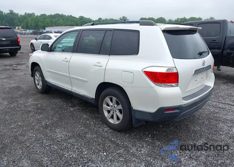 2013 Toyota Highlander Base Plus V6 z USA, uszkodzony, nr VIN 5TDBK3EH5DS246628